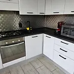 Ideal For Families,pets,business *